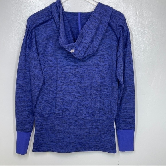 Athleta Heathered Blue Hooded Top Kangaroo Pocket Cross Neck Drop Waist Size S - Picture 7 of 15
